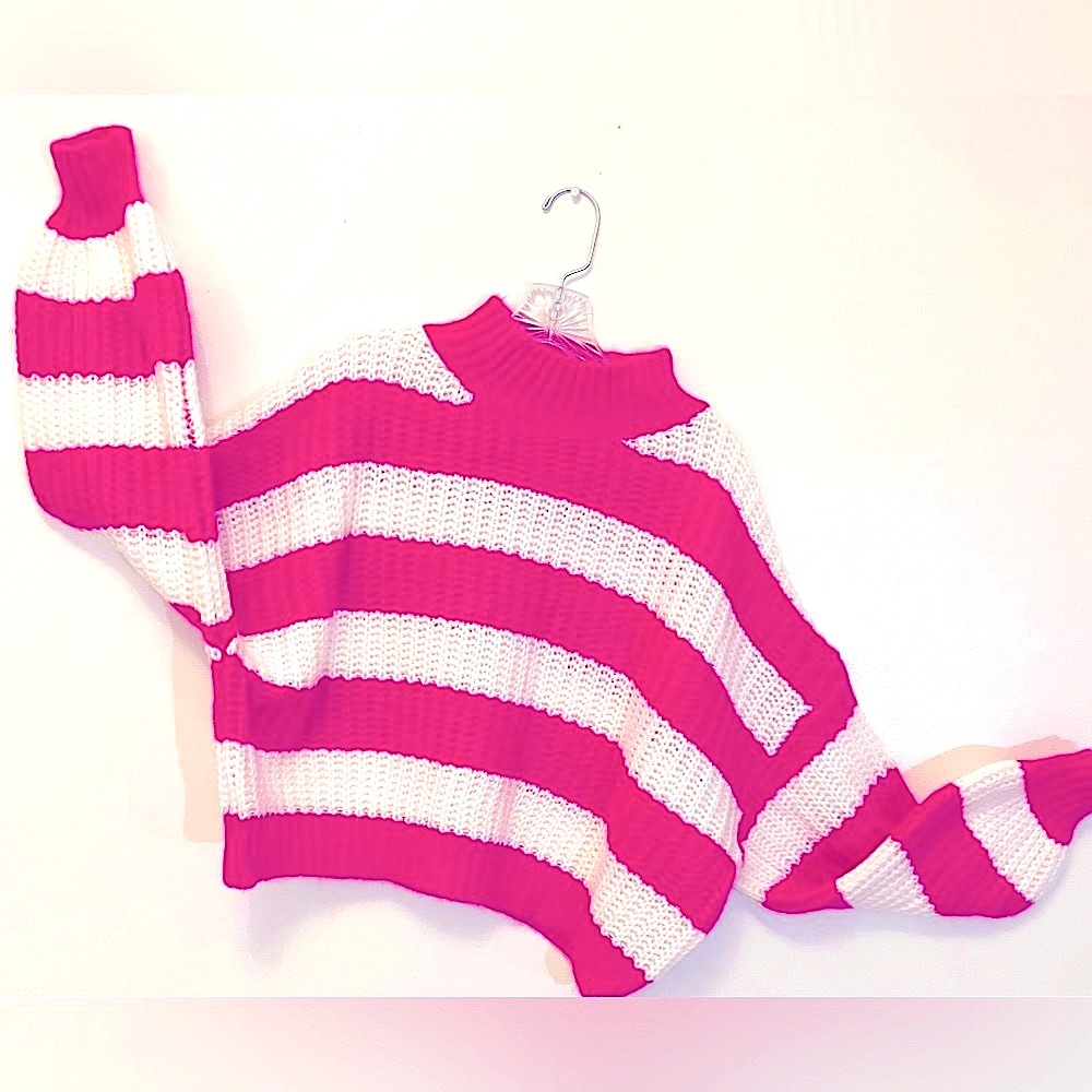 ADORA, Small, magenta & winter white, cable knit sweater